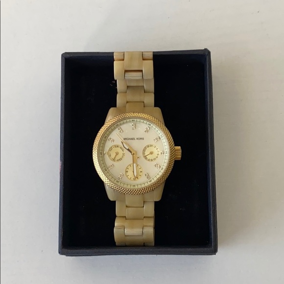 Michael Kors Watch✨ - Picture 1 of 6